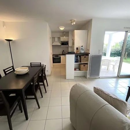 Marine - 021- Bel Avec Son Jardin Privatif Mae-1841 * Soulac-sur-Mer